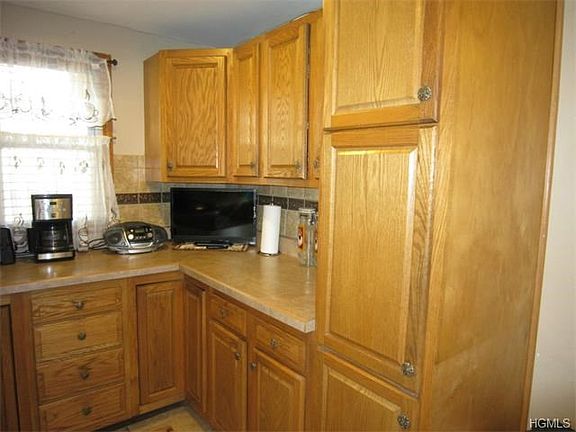 4th image of 677 South St