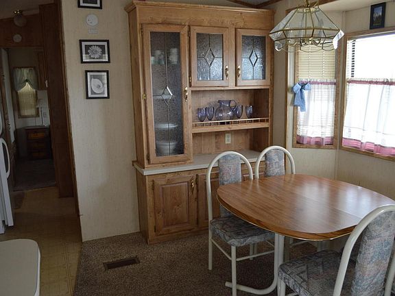 2nd image of 330 E Saguaro Dr