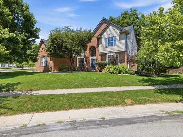 9758 Loganberry Ln, Indianapolis, IN 46256