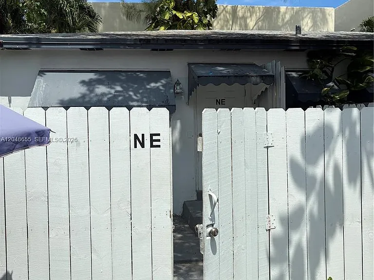 7929 Abbott Ave — Photo 4