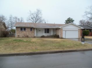 8116 E 31st Ct, Tulsa, OK 74145