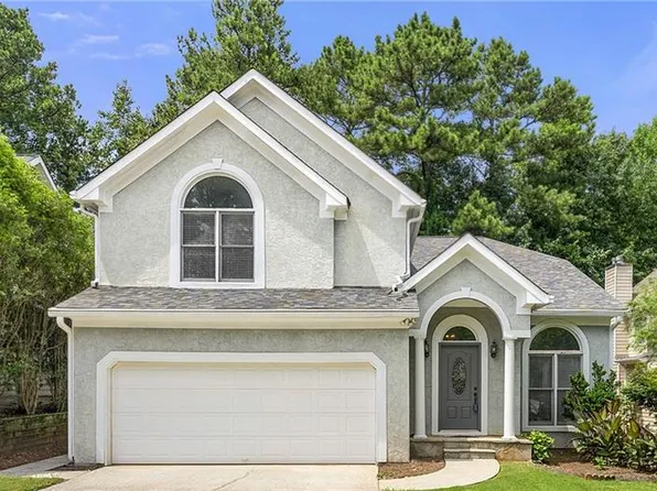 5279 Monarch Pine Ln, Peachtree Corners, GA 30071