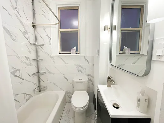 Rented by Ulas Real Estates Inc | media 25