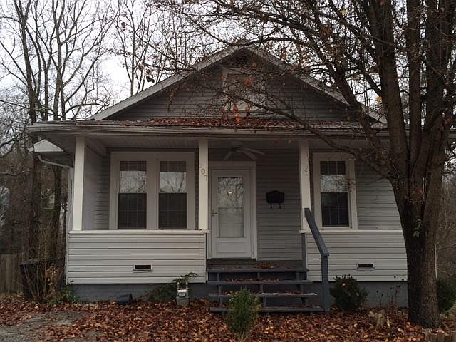 1st image of 107 Forest Ave