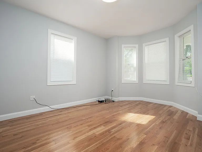 45 Crawford St #1 — Photo 12