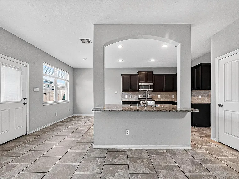 1326 Seagler Pond Ln — Photo 14