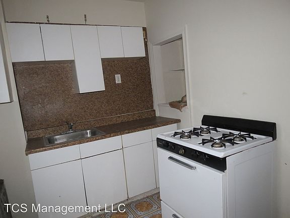 2nd image of 2810 W Clementine St #4256542