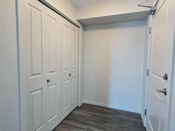 5th image of 390 Windermere Rd NW #222