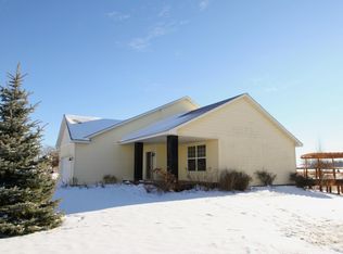 1020 Abbey Rd, Northfield, MN 55057