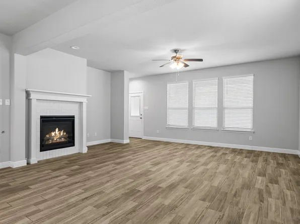 2304 Mockingbird Ct, Northlake, TX 76247