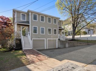 28 Hillside Rd #28, Watertown, MA 02472