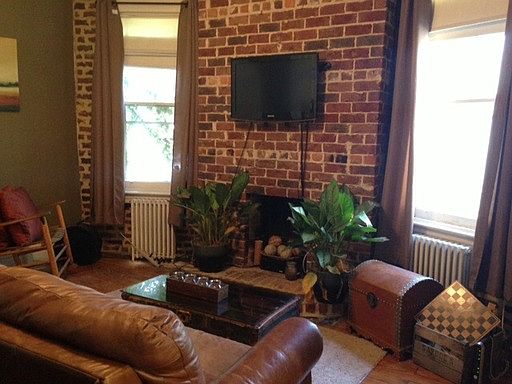 5th image of 3128 Floyd Ave