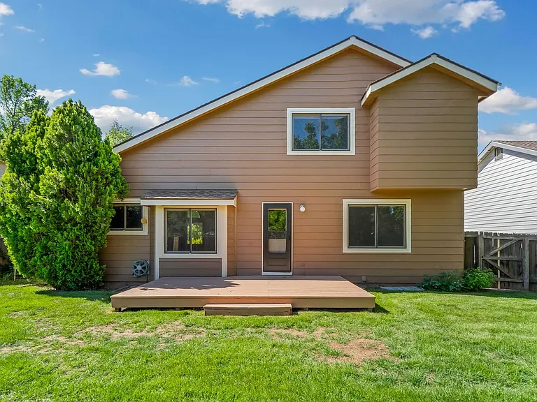 718 Justice Dr — Photo 25