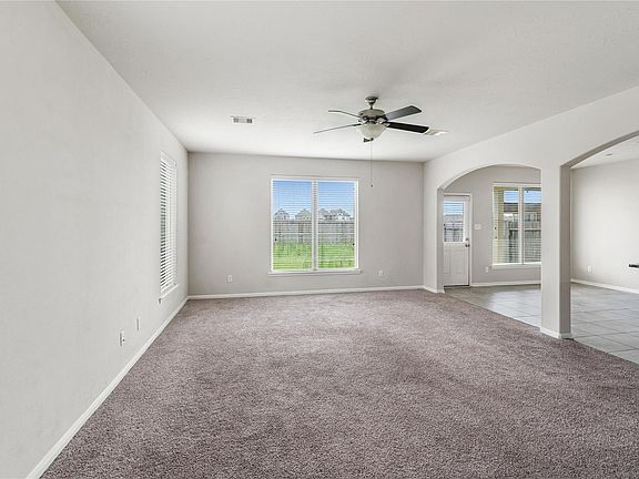 4th image of 8014 Oxbow Manor Ln