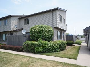 766 Lake Rd #766, New Lenox, IL 60451