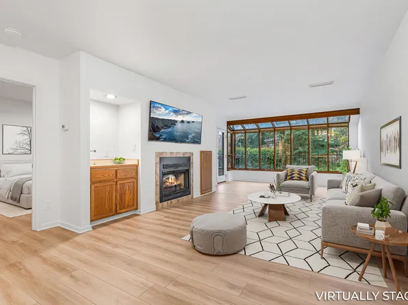 115 Rogue River Hwy APT 110, Grants Pass, OR 97527