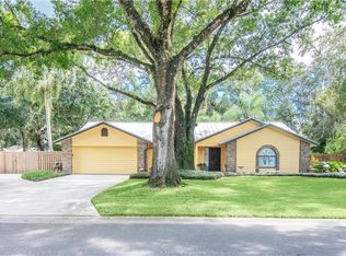 2411 Prairie Pl, Lutz, FL 33549