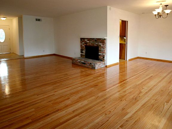 Front door entry with new ti