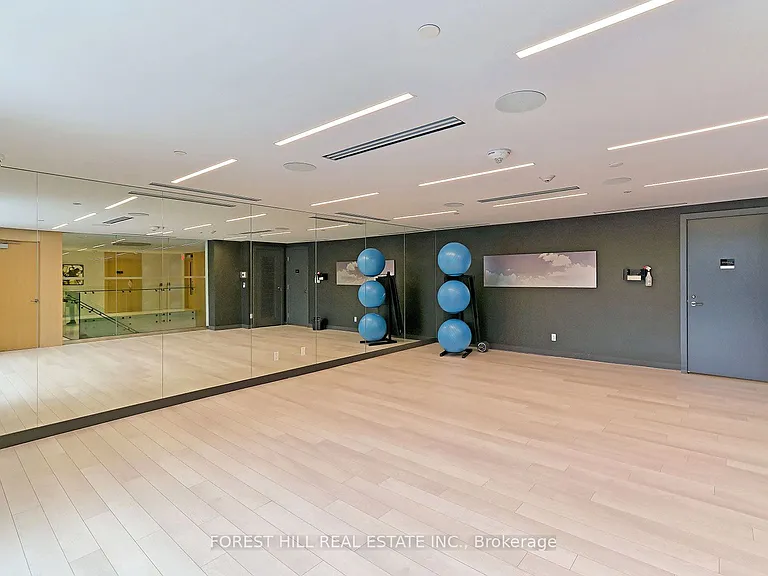 101 Erskine Ave #Penthouse 12 — Photo 29