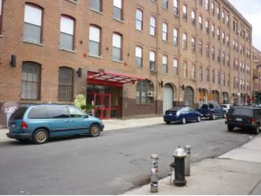 Sold by Compass Realty Central Inc. | media 18