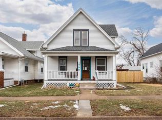 1790 Mallory St SW, Cedar Rapids, IA 52404