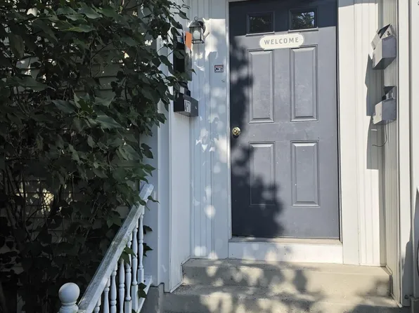 4 Pearl St #5, Ayer, MA 01432