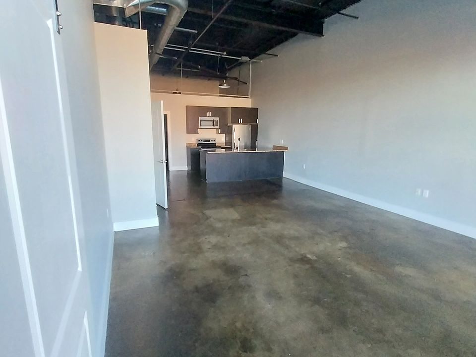 1st image of 1001 Monticello Ave #209