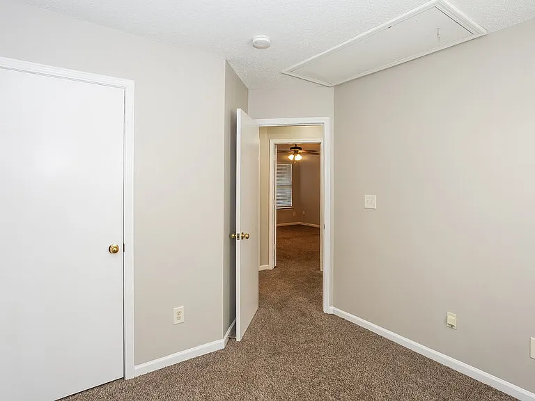 11619 Stewarts Crossing Dr — Photo 16