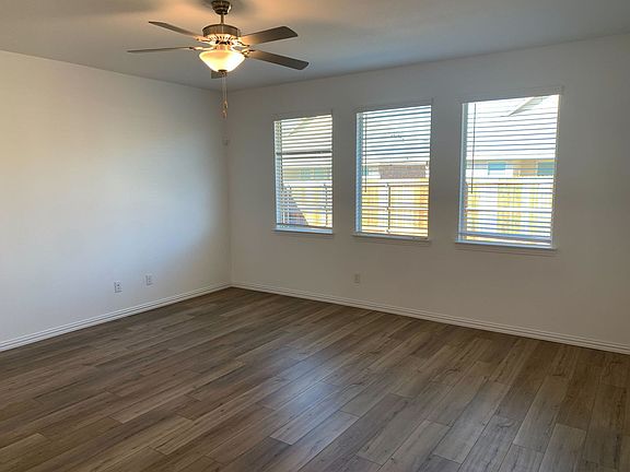 2nd image of 110 Autumn Sage Dr