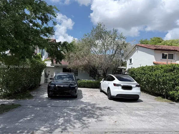 13521 SW 62nd Ln #B, Miami, FL 33183