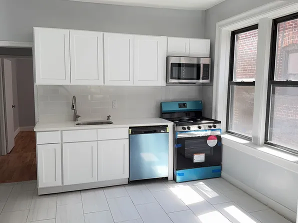 525 - Golden Crest 525 60th Street, LLC, 525 60th St #B200, West New York, NJ 07093
