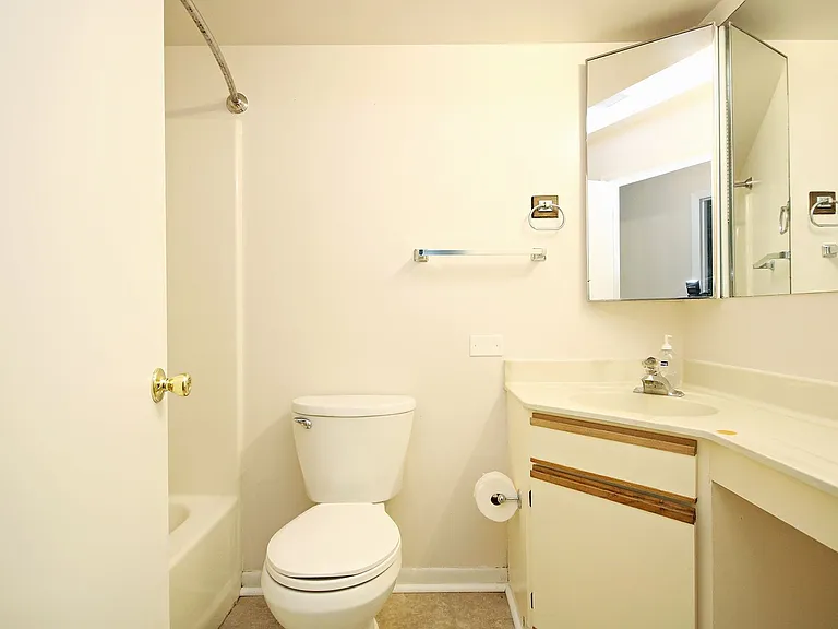 120 Turtle Creek Rd #4 — Photo 5