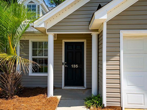 2nd image of 135 Merowey Ct
