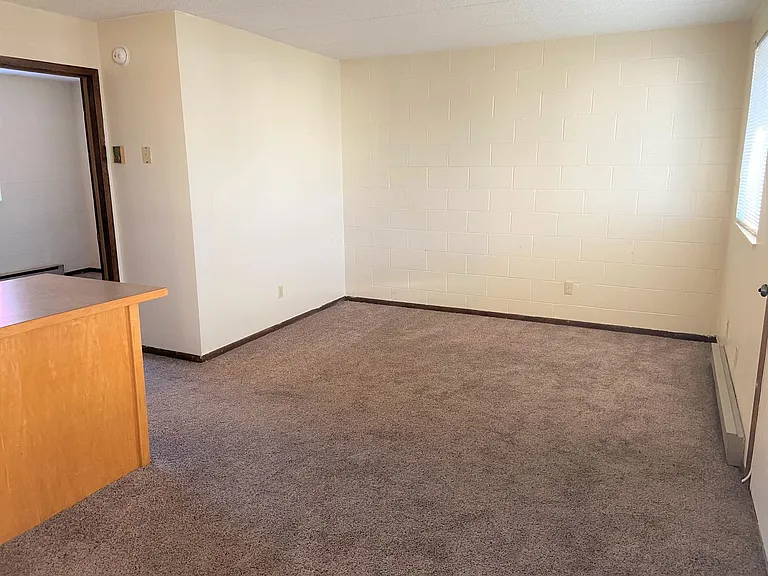 422 N Cedar Ave — Photo 14