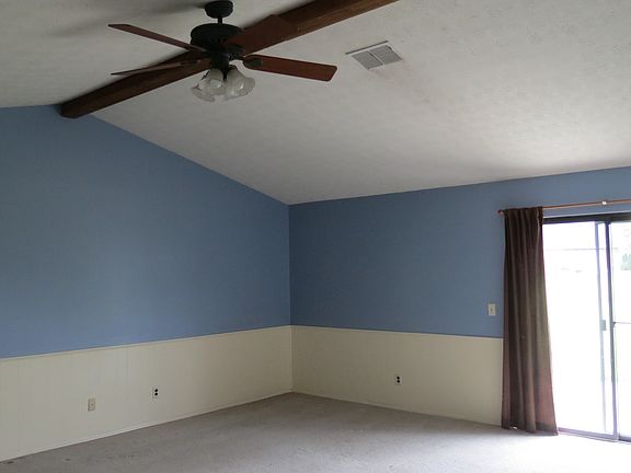 4th image of 8698 Deer Hollow Dr