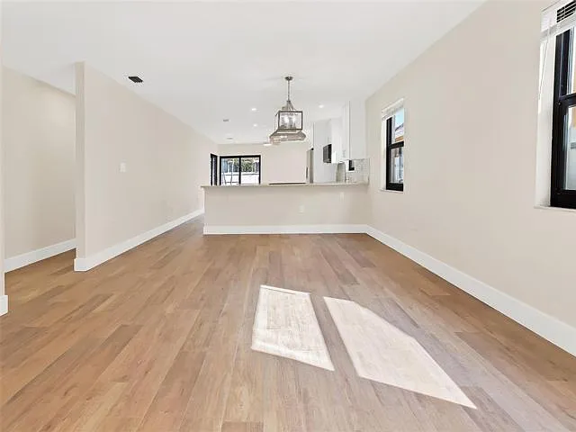 391 NW 58th Ave — Photo 15