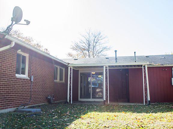 2nd image of 401 E Eppington Dr