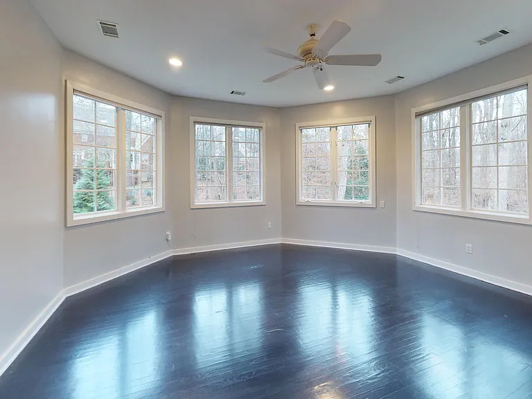 9629 Eagle Ridge Dr — Photo 32