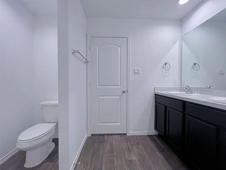 21227 Alder Oaks Dr — Photo 17