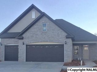 215 Skehan St, Huntsville, AL 35824