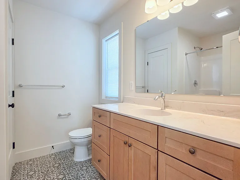 267 Locust St — Photo 19
