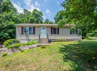 13 Kinney Hill Rd, Plainfield, CT 06374