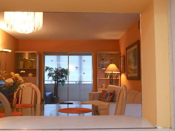 5th image of 2300 NE 1st Ln APT 204