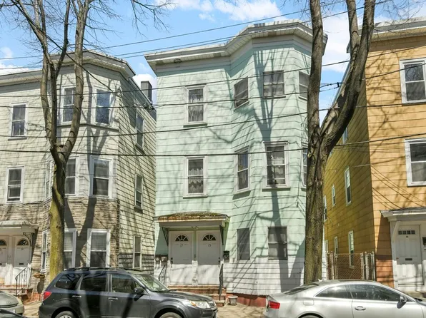 17 Marcella St, Cambridge, MA 02141