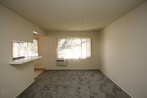 2nd image of 523 E Live Oak Ave APT E