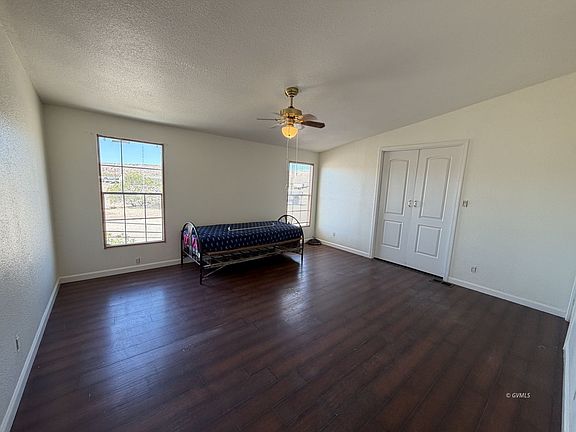 5th image of 353 Ocotillo St