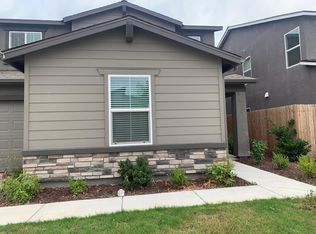 688 Suzanne Dr, Merced, CA 95348