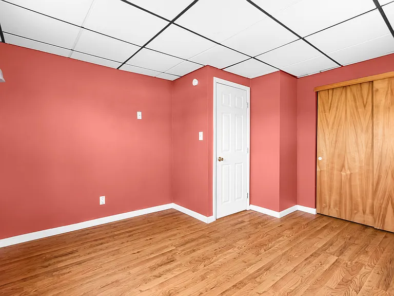 1024 Washington St — Photo 12
