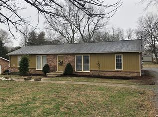 140A Hickory Heights Dr, Hendersonville, TN 37075