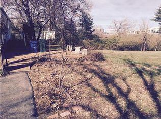 936 Des Peres Rd, Saint Louis, MO 63131